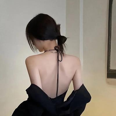 柯罗内的故事